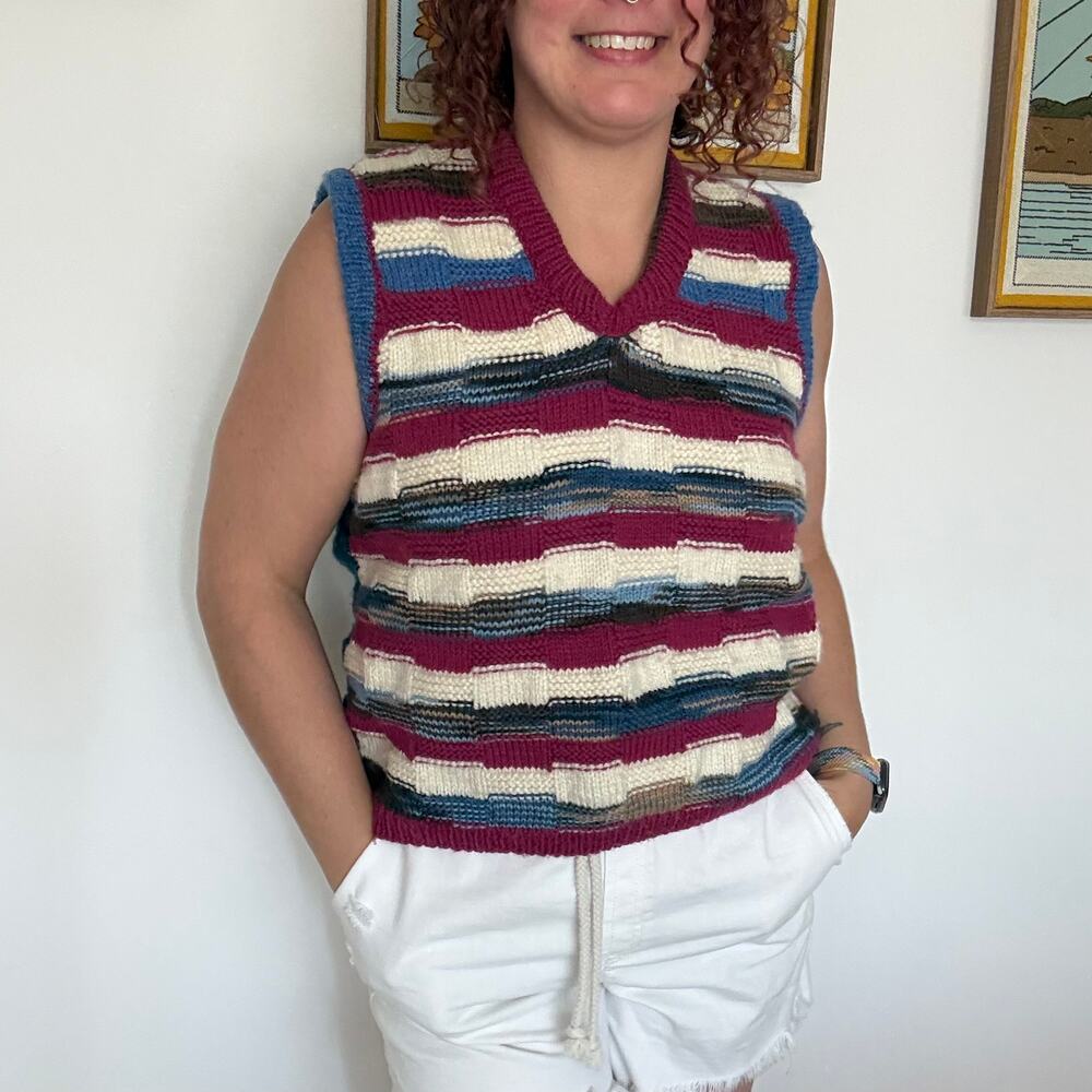 Handmade sleeveless sweater vest Large